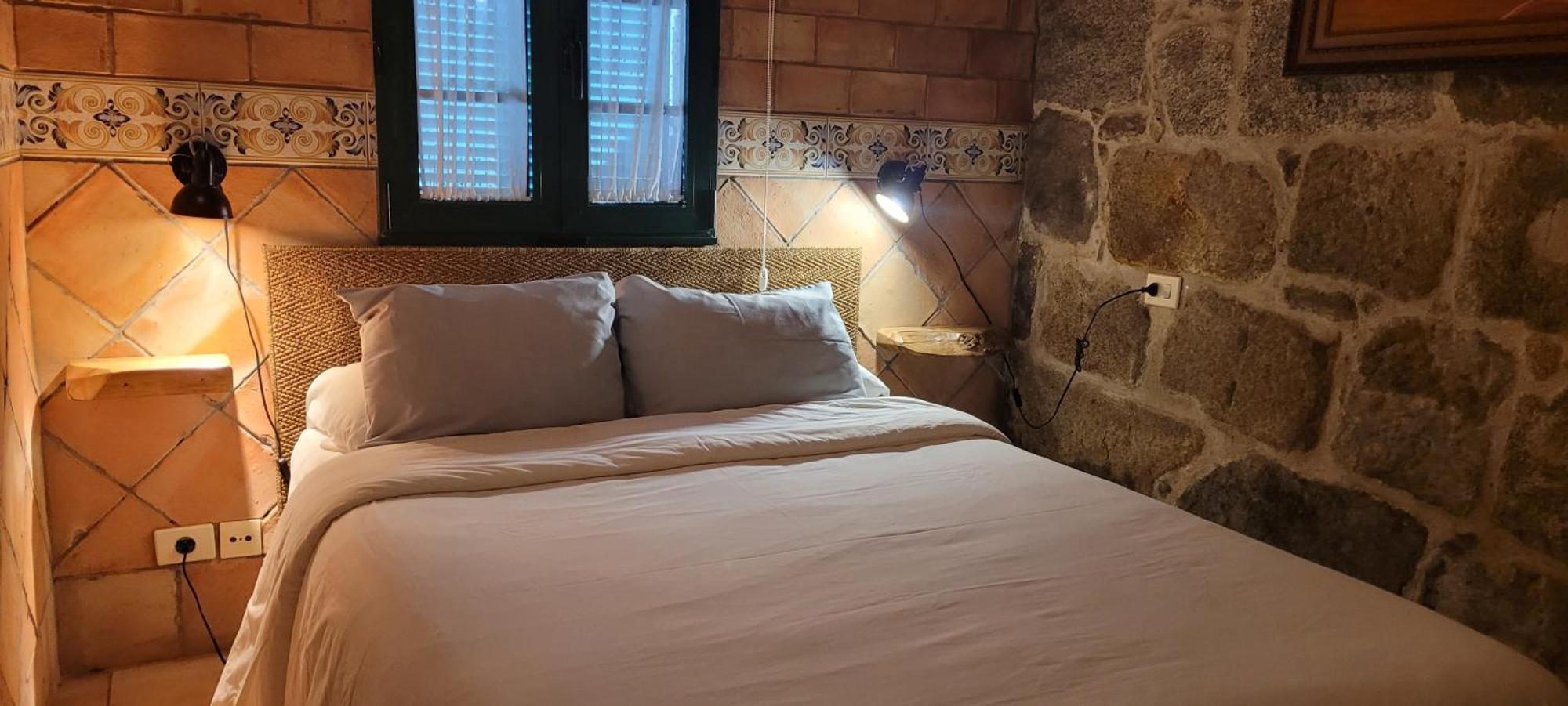Casa Rustica Piscina, Apartadino 卡拉米尼亚尔镇 外观 照片