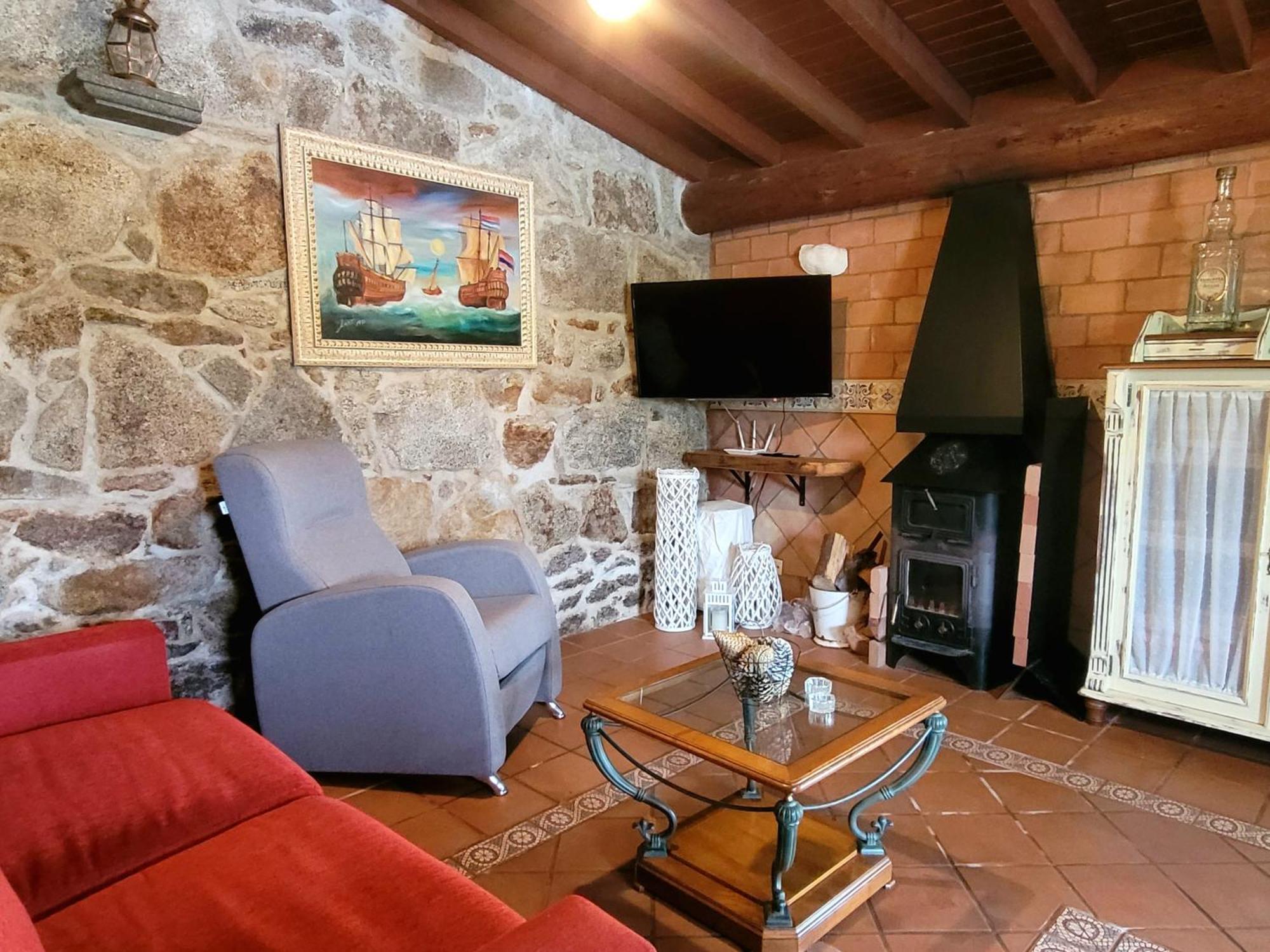 Casa Rustica Piscina, Apartadino 卡拉米尼亚尔镇 外观 照片