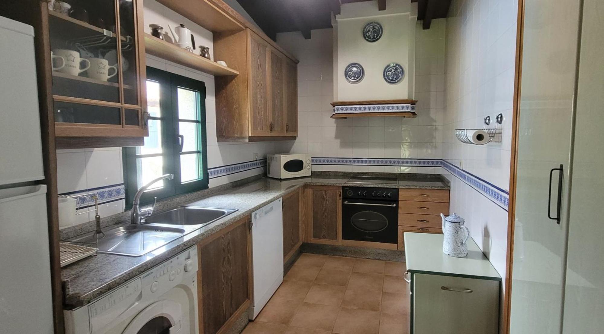 Casa Rustica Piscina, Apartadino 卡拉米尼亚尔镇 外观 照片