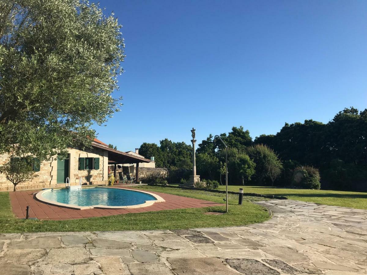 Casa Rustica Piscina, Apartadino 卡拉米尼亚尔镇 外观 照片